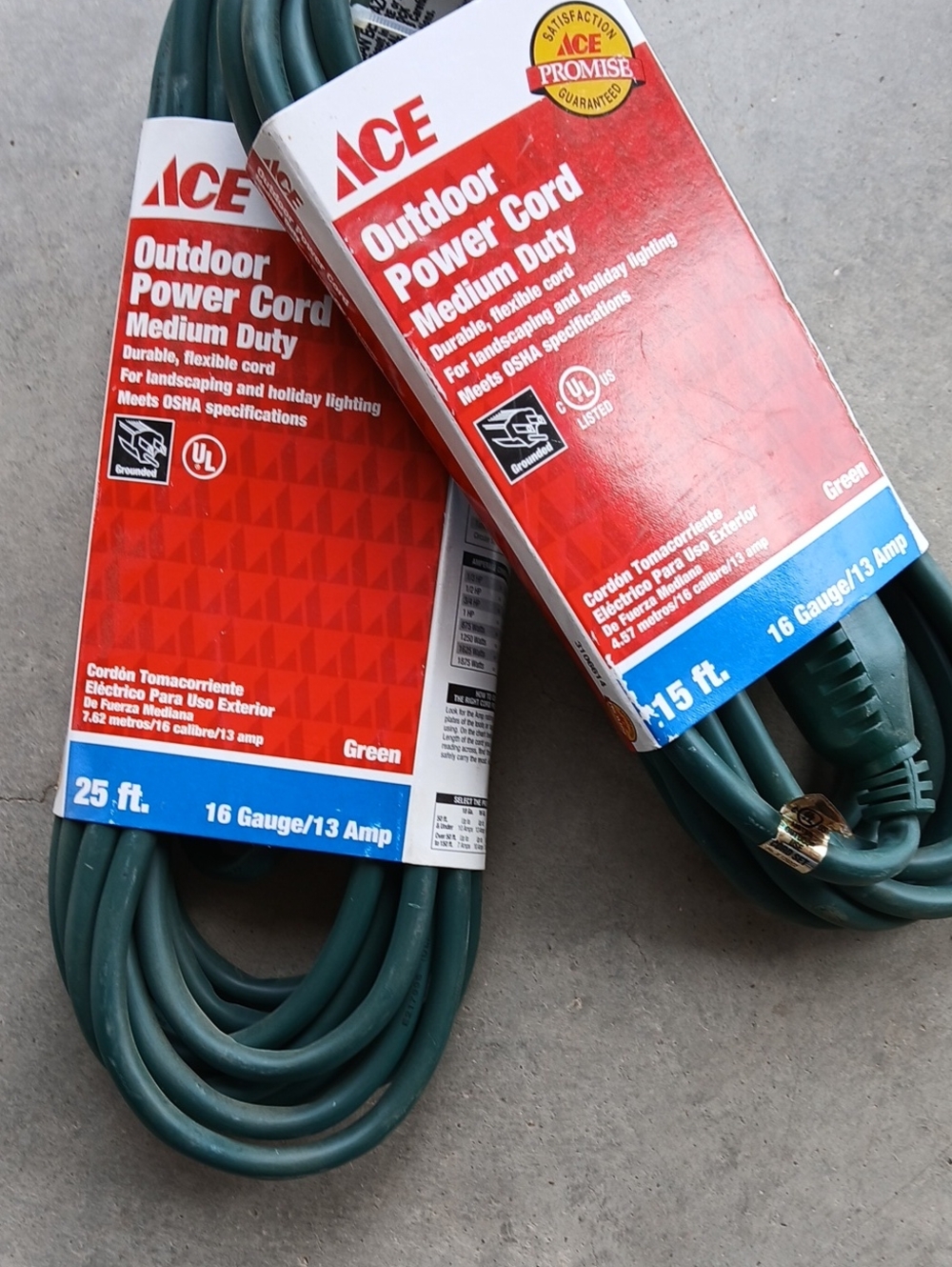 2 Green Outdoor Power Cord - Medium Duty
